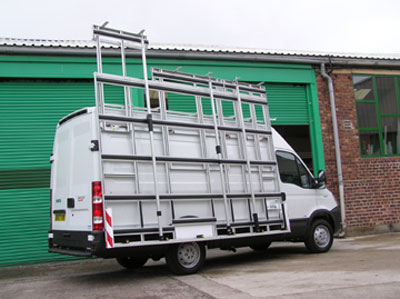 Glass Van Rack with Telescopic Extension
